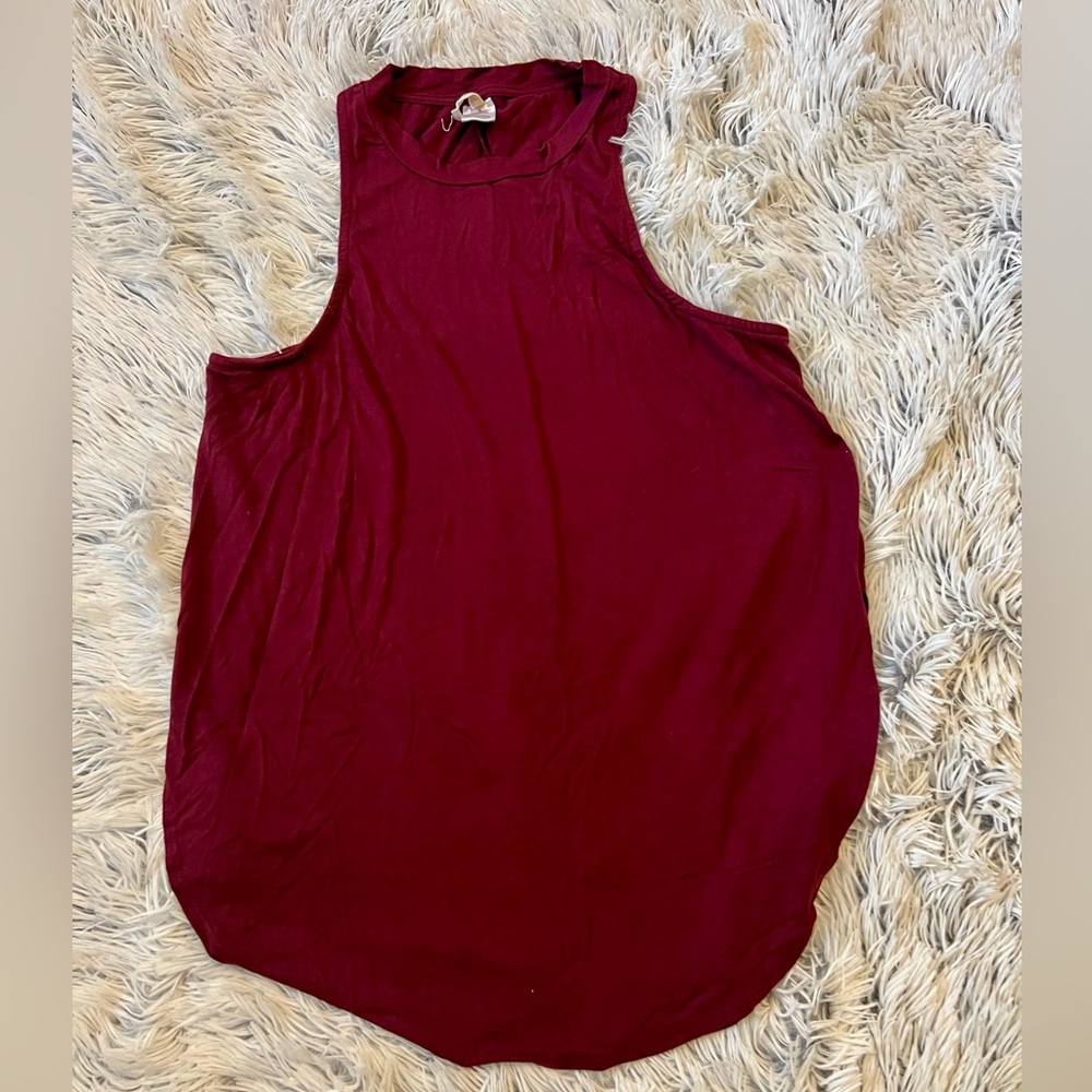 Red burgundy open side slit tank top Wishlist